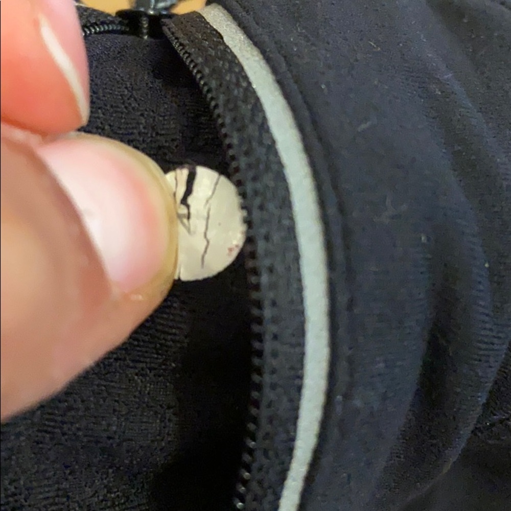 Lululemon naked seam speed running shorts 4 small - Picture 4 of 11